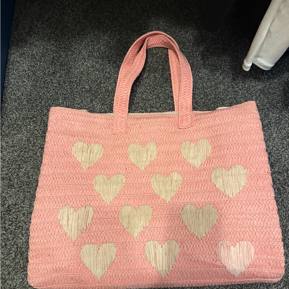 BTB LOS ANGELES LARGE STRAW TOTE BAG